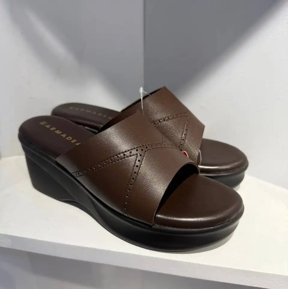 Leather Ladies Shoes